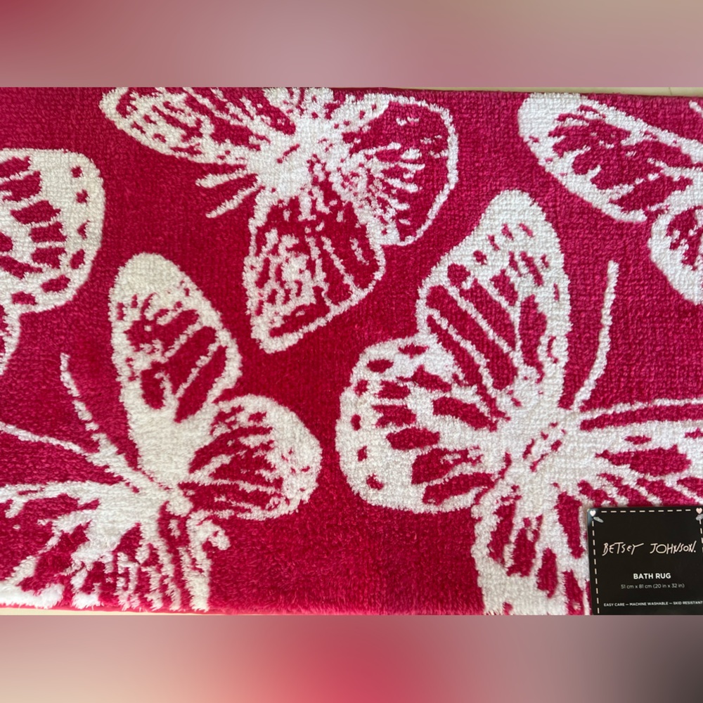 Betsey Johnson Butterfly Rug - Picture 6 of 6